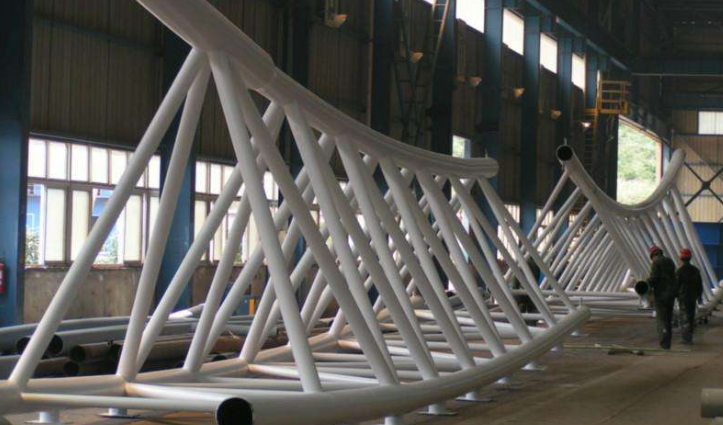 海门管廊钢结构与桁架结构的管道支架应该如何区分